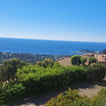Apartment Vue 4 A 6 Personnes Cavalaire-sur-Mer
