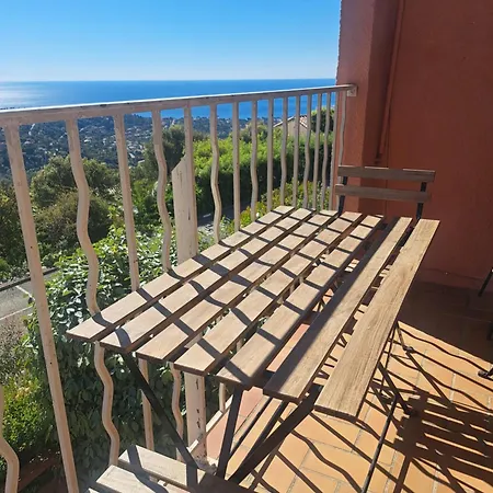 Apartment Vue 4 A 6 Personnes *
